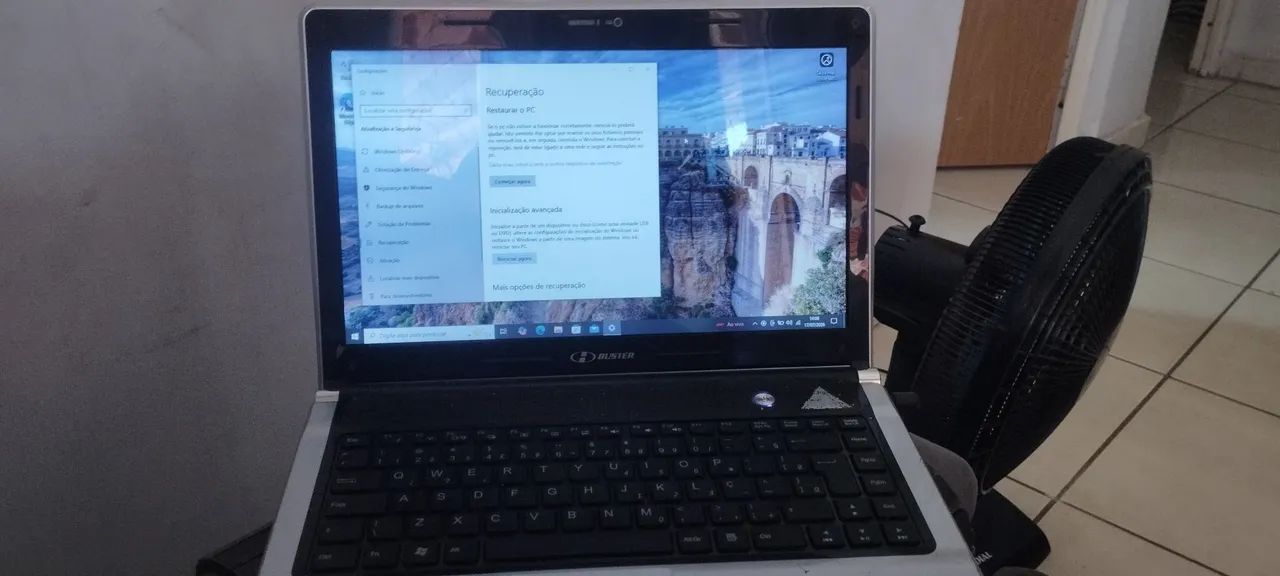 Notebook i3 Buster