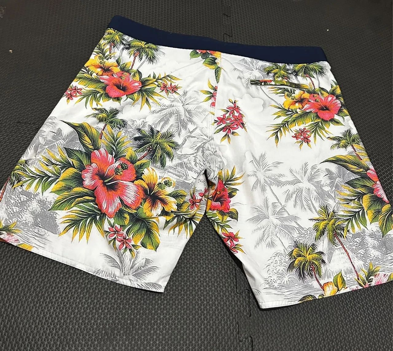 short suncctt estampado floral - Foto 2