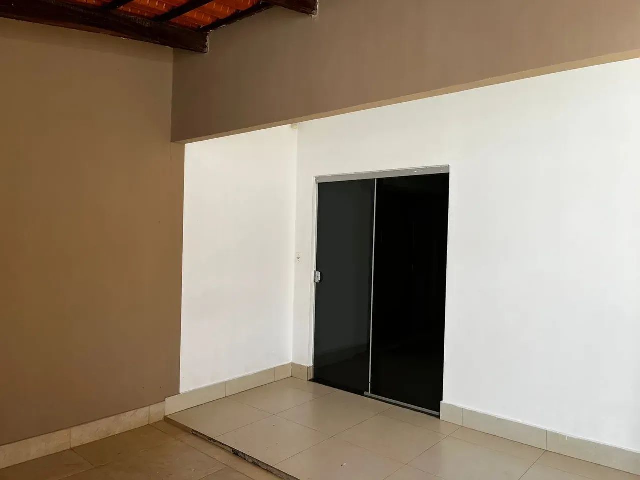 Aluga-se casa 3 quartos sendo 1 suíte - Foto 2