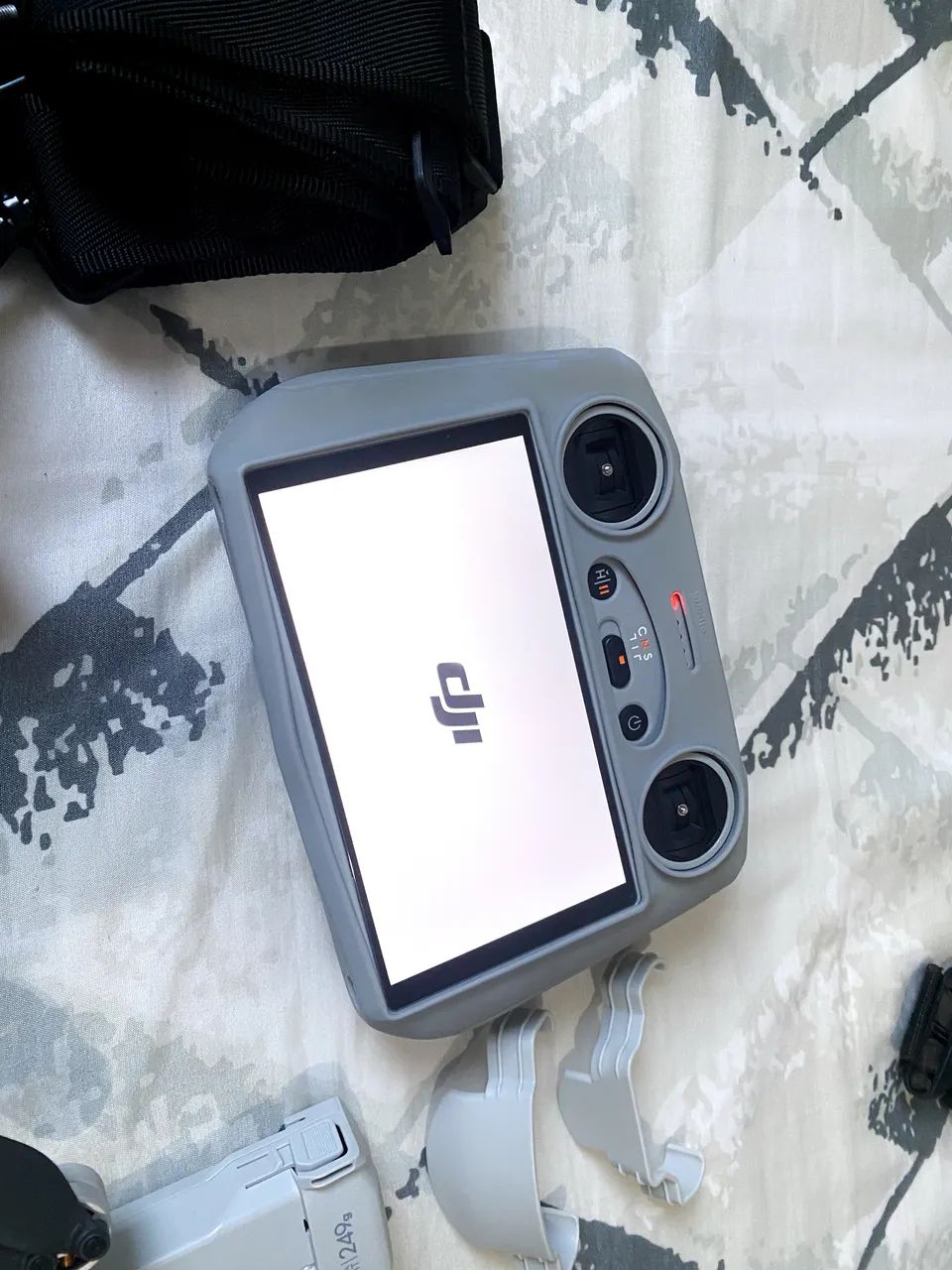 DJI MINI 3 pro + Controle Tela - Foto 2