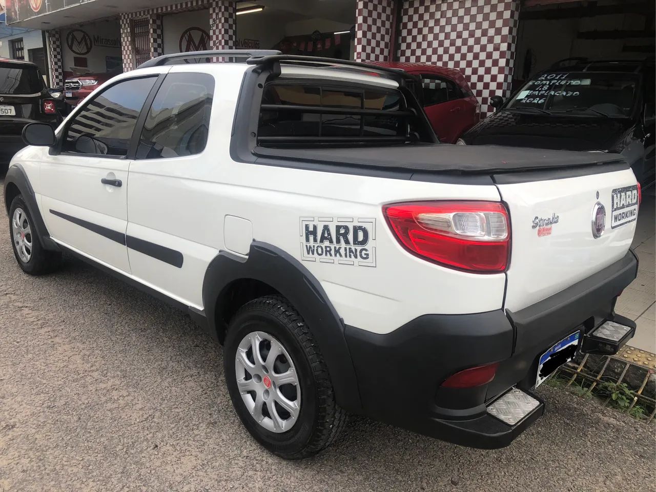 Fiat Strada Working Hard 1.4 Fire Flex 8V CD 2018 - Foto 4