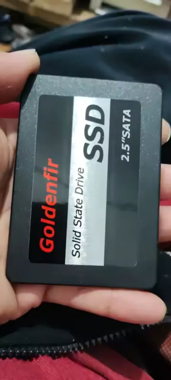 SSD 120GB453824702747791360