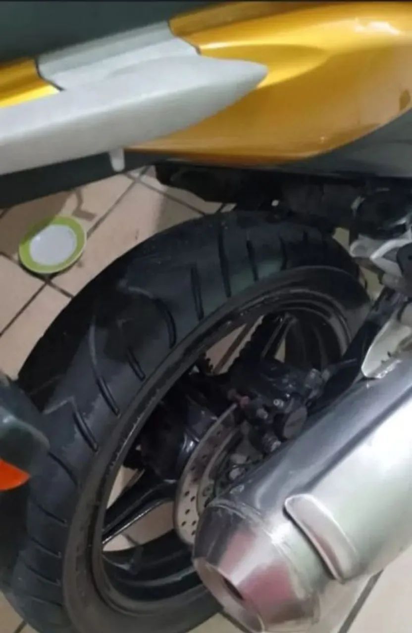 MOTO CB 300 - Foto 4