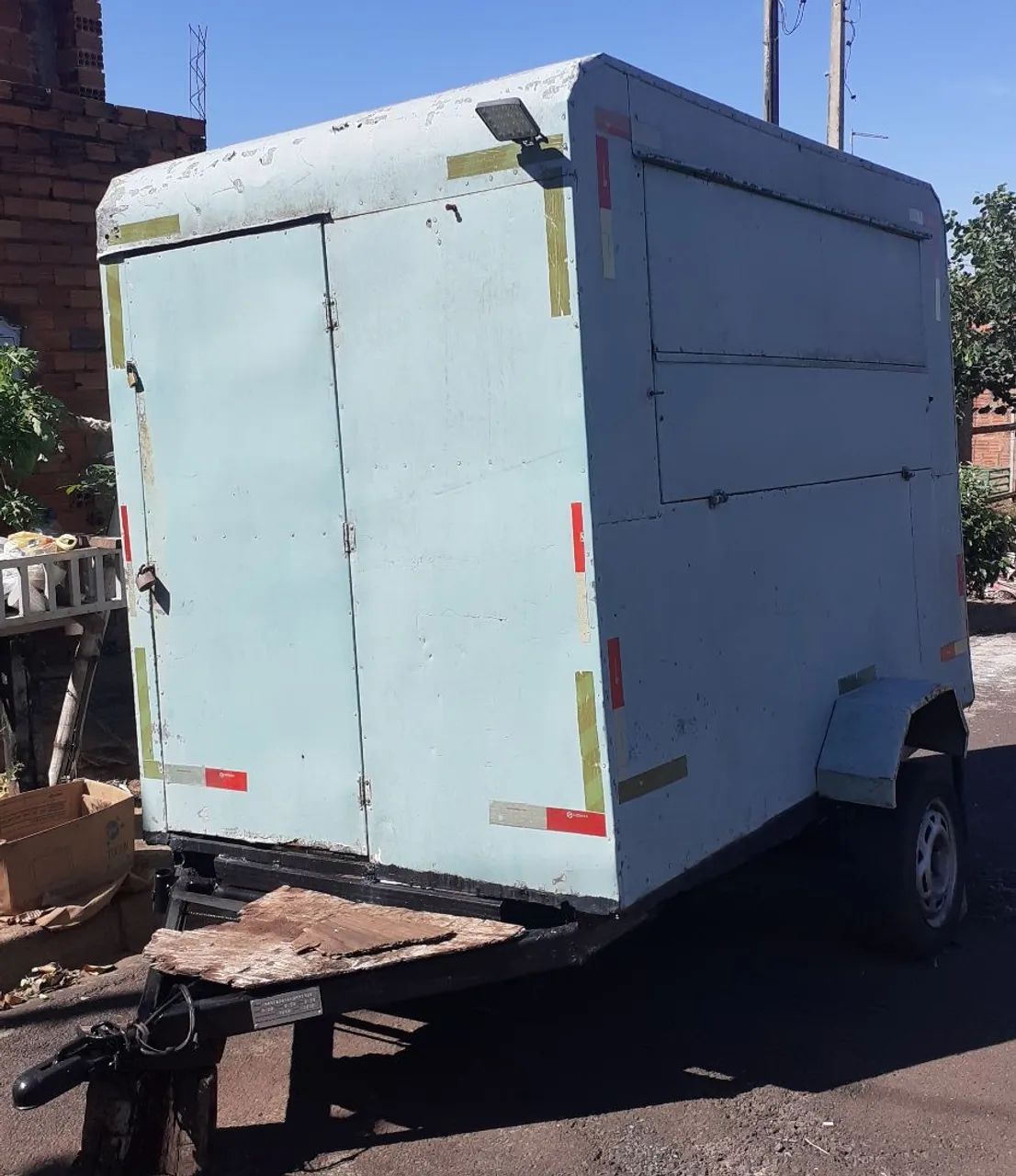 Vendo trailer baú fechado  - Foto 2