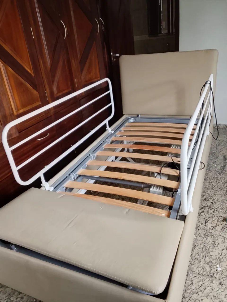 Cama hospitalar  - Foto 2