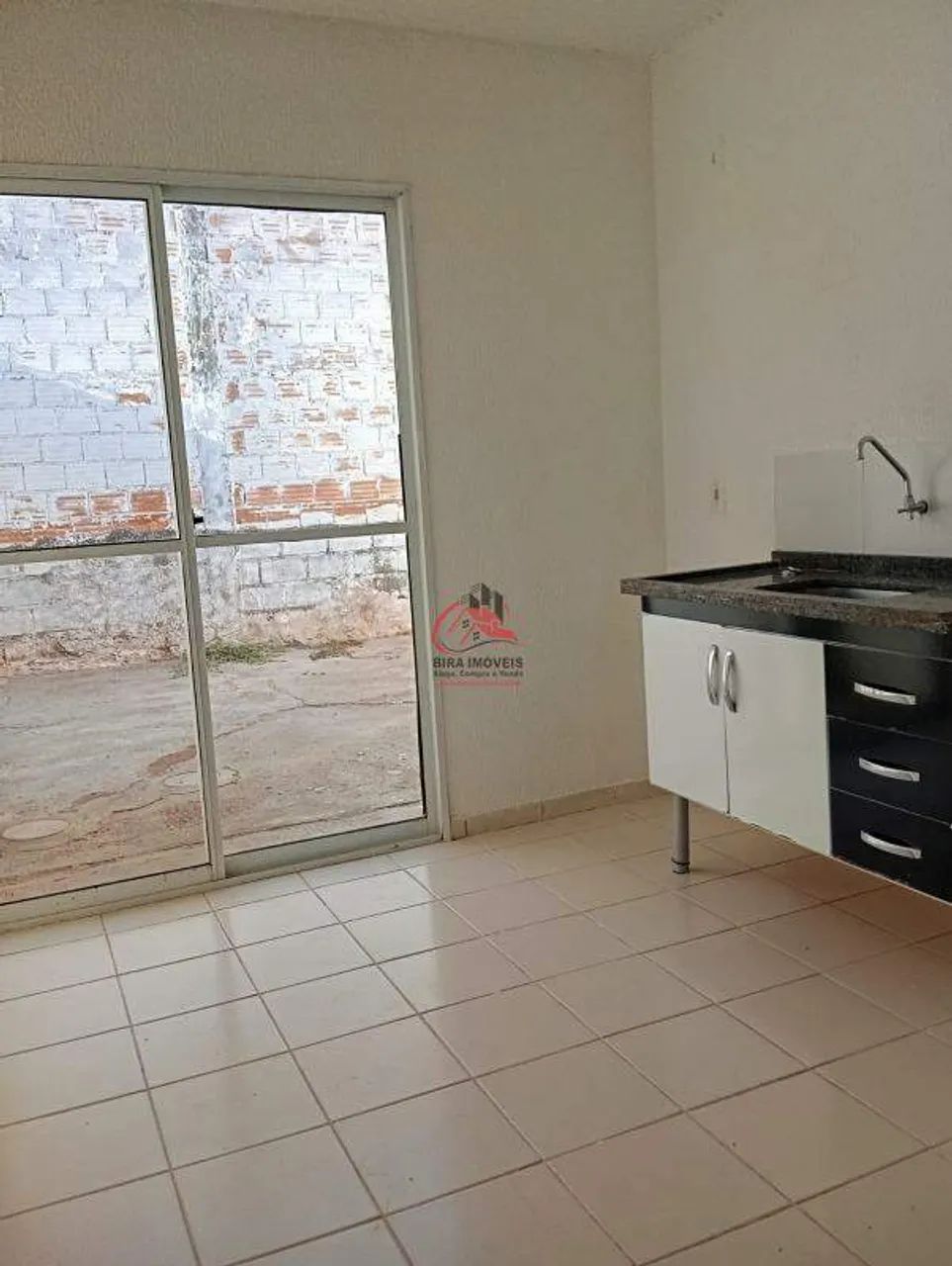 Casa no Condomínio Terra Nova com 3 Quartos e Quintal