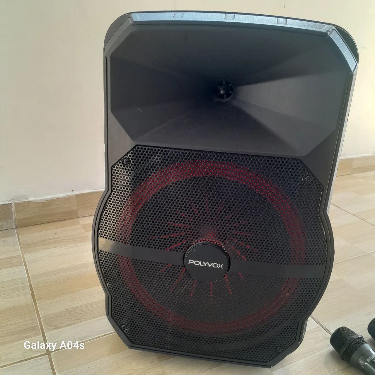 Caixa De Som Polivox + 2 microfones sem fio - Foto 3
