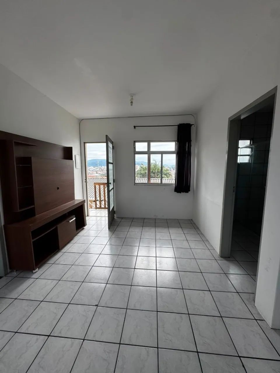 Quitinete com 1 Quarto e Garagem