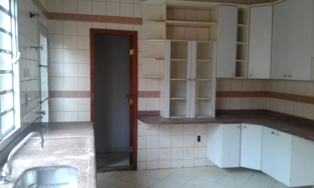 Casa no Jardim Itália c/ Guarita de segurança na Rua - Foto 3
