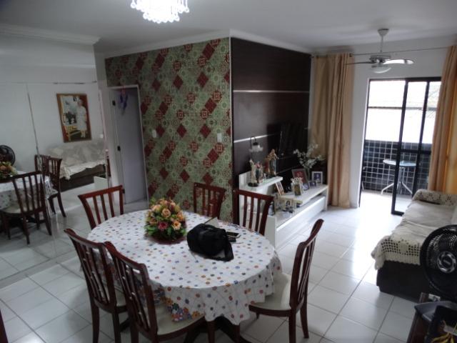 Apt 93m², Stella Maris, 3 quartos, 1 suíte, armários e área de lazer completa, só 360 mil!