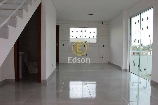 Sobrado com Excelente Acabamento com 2 Suítes - Bairro San Marino! - Foto 3