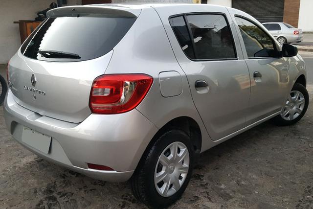 Sandero 2018 1.0 3 cilindros revisões na autoriza e na garantia Extra, sem detalhe - Foto 3