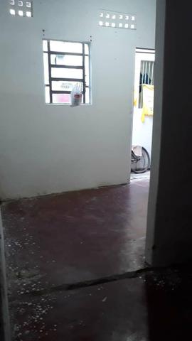 Alugo uma pequena casa - Foto 4