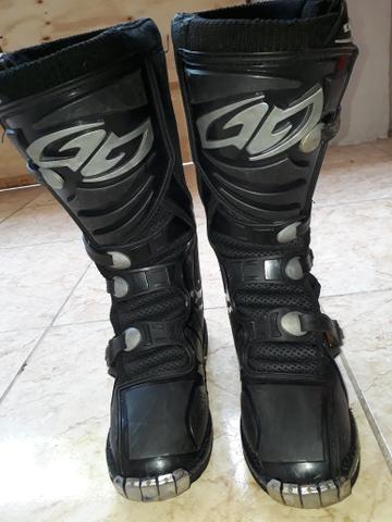 Bota pro tork combat 4 n42 zerada - Foto 3