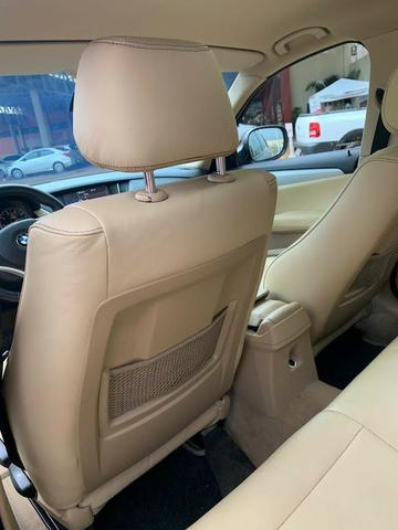 BMW X1 Sdriver 18i Marrom e bancos Bege - Foto 6