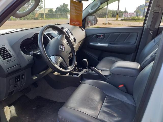 Toyota Hilux Srv Cd 4x4 Aut. Diesel - Foto 7
