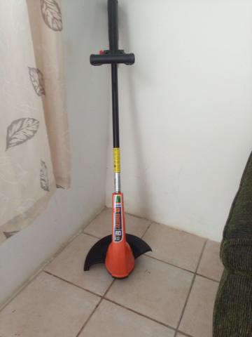 Maquina de cortar grama tramontina
