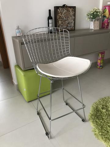 Mesa cromada de vidro com duas cadeiras - Foto 4