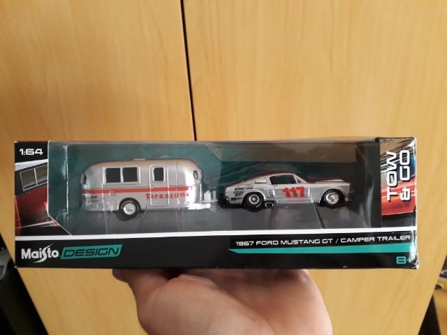 Miniatura maisto 1/64