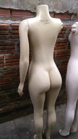 Manequins de vitrine usados