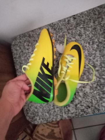 Chuteira Nike edição especial