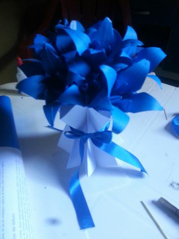 Jarro plissado com flores em origami - Foto 2
