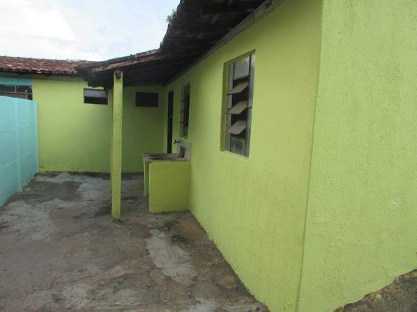 Casa com 1 quarto - Bairro Cidade Jardim em Goiânia - Foto 2