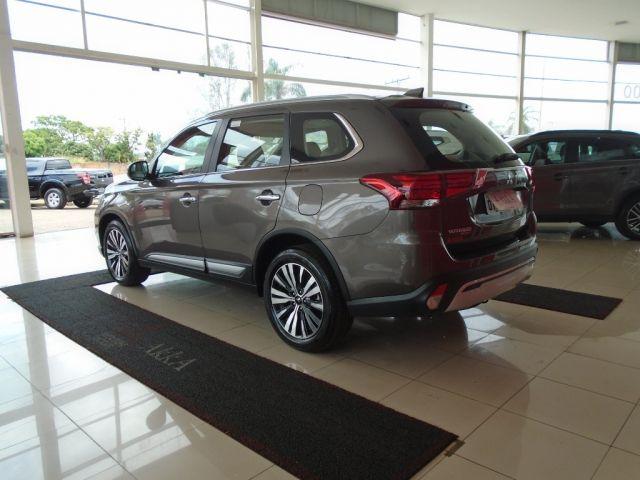 OUTLANDER 2.0 16V 160CV AUT. zero Km - Foto 8