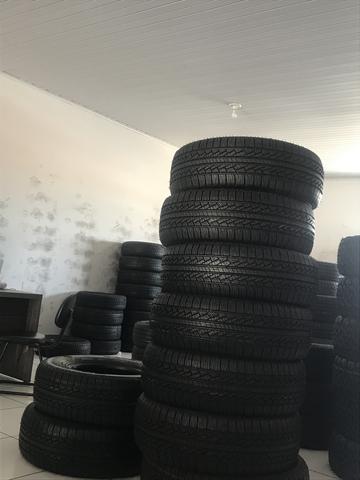 Promoção do feriado grid pneus