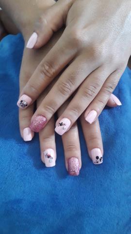 Manicure e pedicure
