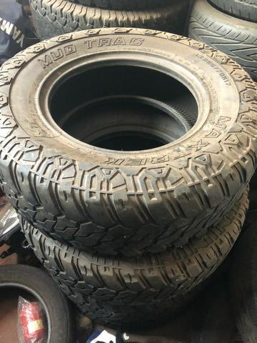 Pneus 285/70/17 R$ 1.000,00