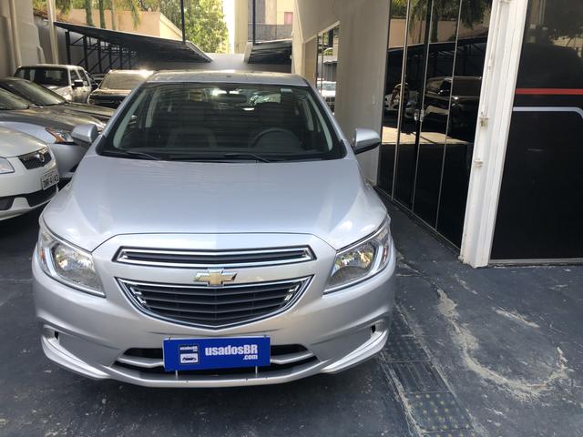 Chevrolet Onix LT 1.0 Prata 2015 - Foto 2