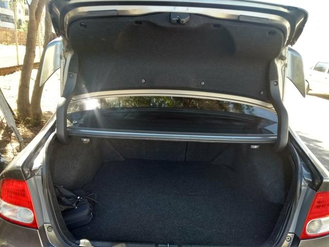 Honda Civic LXS 09/09 - Foto 12