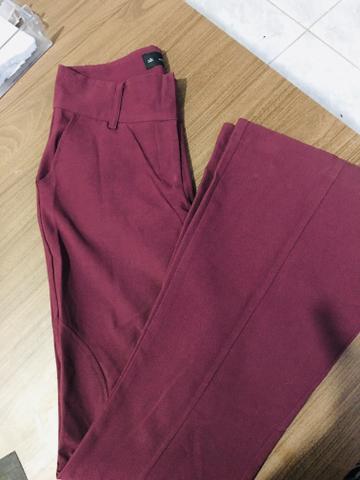 Calça flare RIACHUELO cor vinho tam 36 - Foto 6