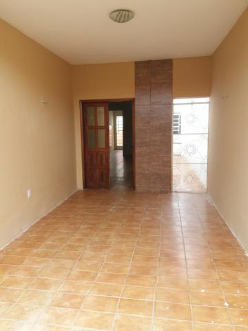 Vende-se casa bem localizada - Foto 13