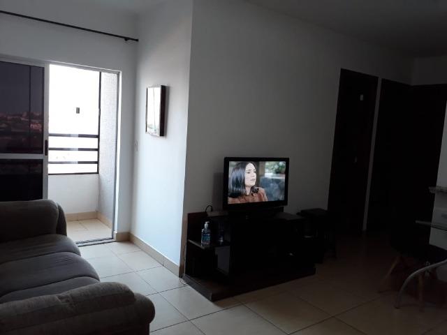 Apartamento de 2 Quartos Garagem Jardim Presidente
