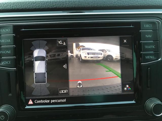 VOLKSWAGEN AMAROK 2.0 HIGHLINE 4X4 CD 16V TURBO INTERCOOLER DIESEL 4P AUT - Foto 9