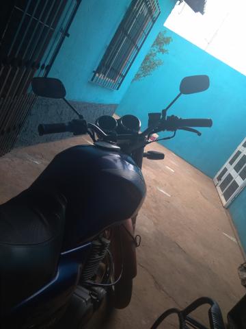 Troco em outra moto, suzuki yes 125 leia - Foto 2