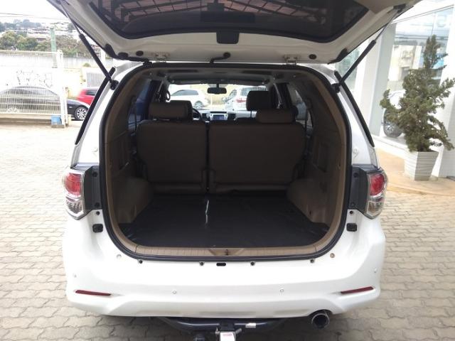 Toyota Hilux SW4 SRV 3.0 - Foto 8