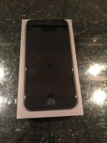 IPhone 8 Plus 64gb e 10x no cartão