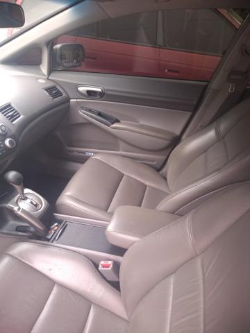 Honda Civic 1.8 lxs automático 2010, filé muito novo! - Foto 5