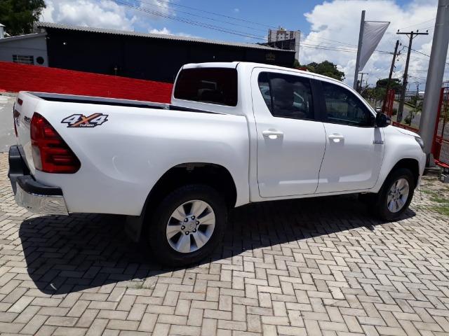 Toyota Hilux 2017 Ipva 2019 mais Trnasferencia Grtis - Foto 6