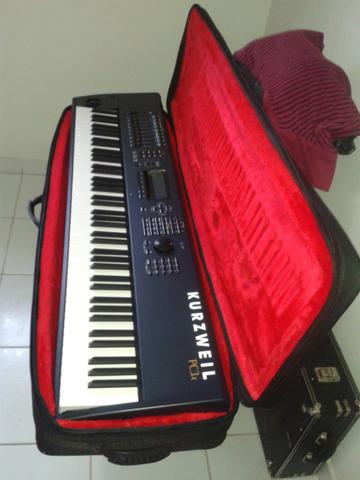 Kurzweil PC3X 88 teclas TOP!!!! SUPER NOVO - Foto 3