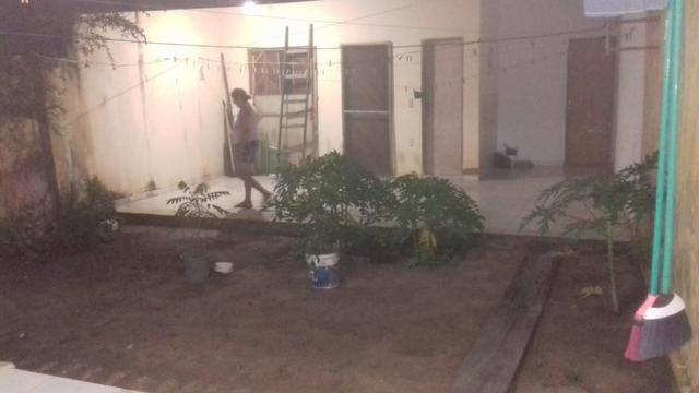 Vendo casa 2/4 sendo 1 suite com dependência completa e quintal e garagem coberta - Foto 11