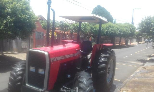 Trator 275 / 4X4 Massey - Ferguson - Foto 4