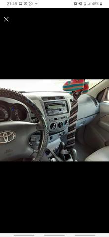 Vendo Hillux SRV AUTOMÁTICA DIESEL - Foto 5