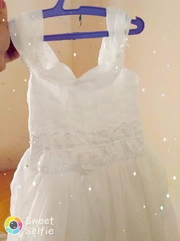 Vendo vestido para batizado casamento etc veste ate 3 anos