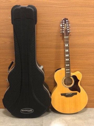 takamine jumbo eg 523