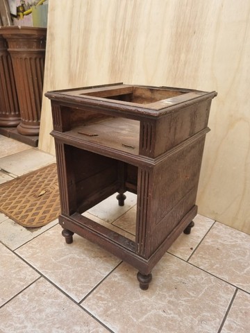 Mesa De Cabeceira/lateral Estilo Império Em Peroba Do Campo - Foto 3