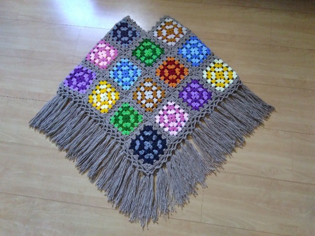 Poncho de crochê - Foto 3